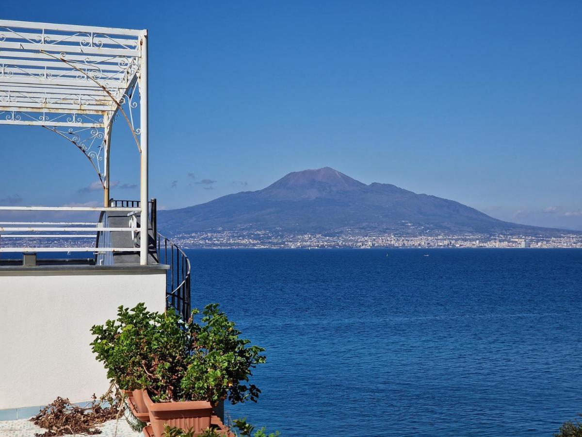 Vico Di Mare Apartment Vico Equense Exterior foto